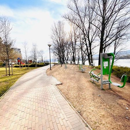Marina Garden Lägenhet Budapest Exteriör bild